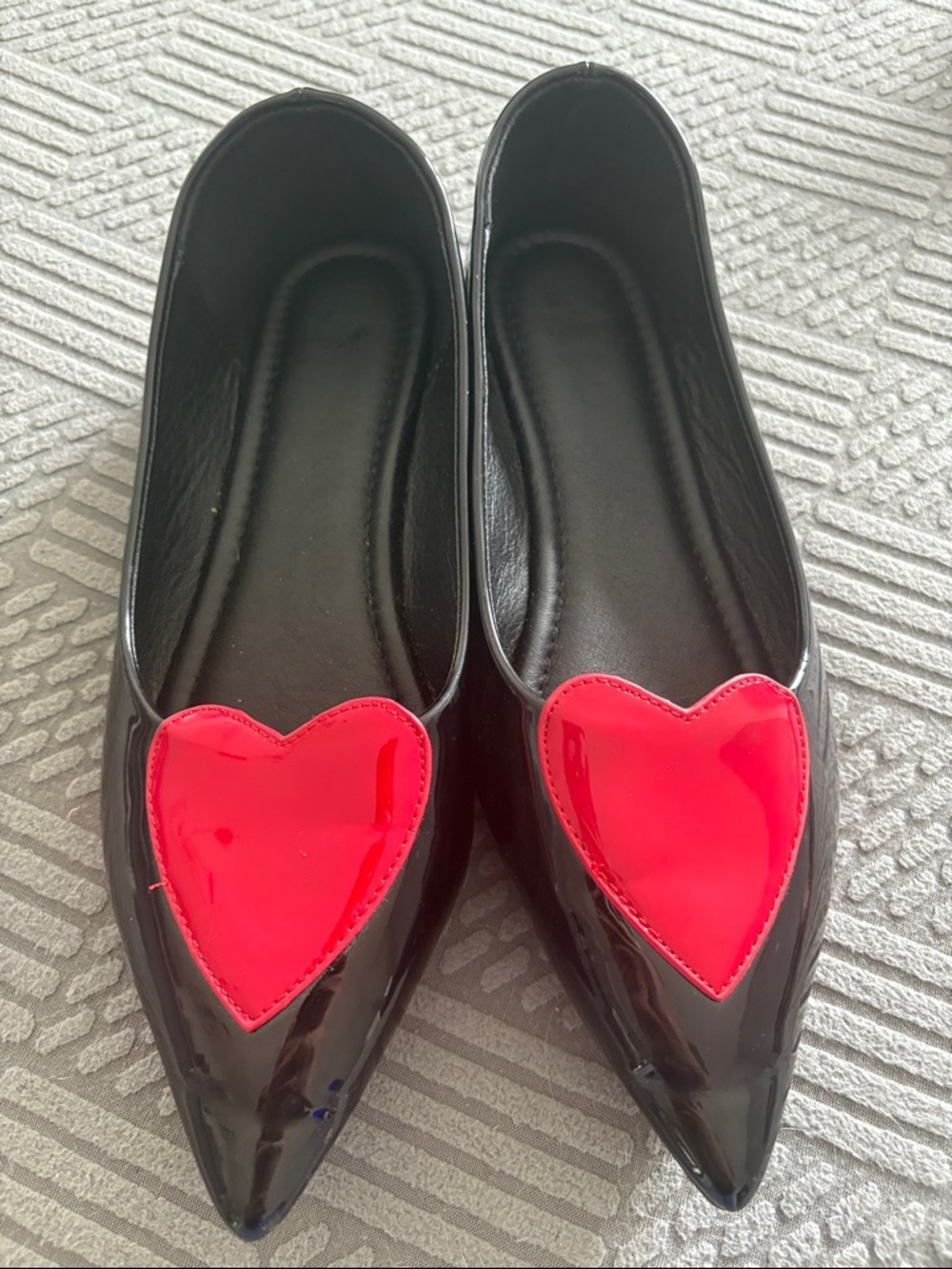 SHEIN Black Pointed Patent Flats with Red Heart Accent
